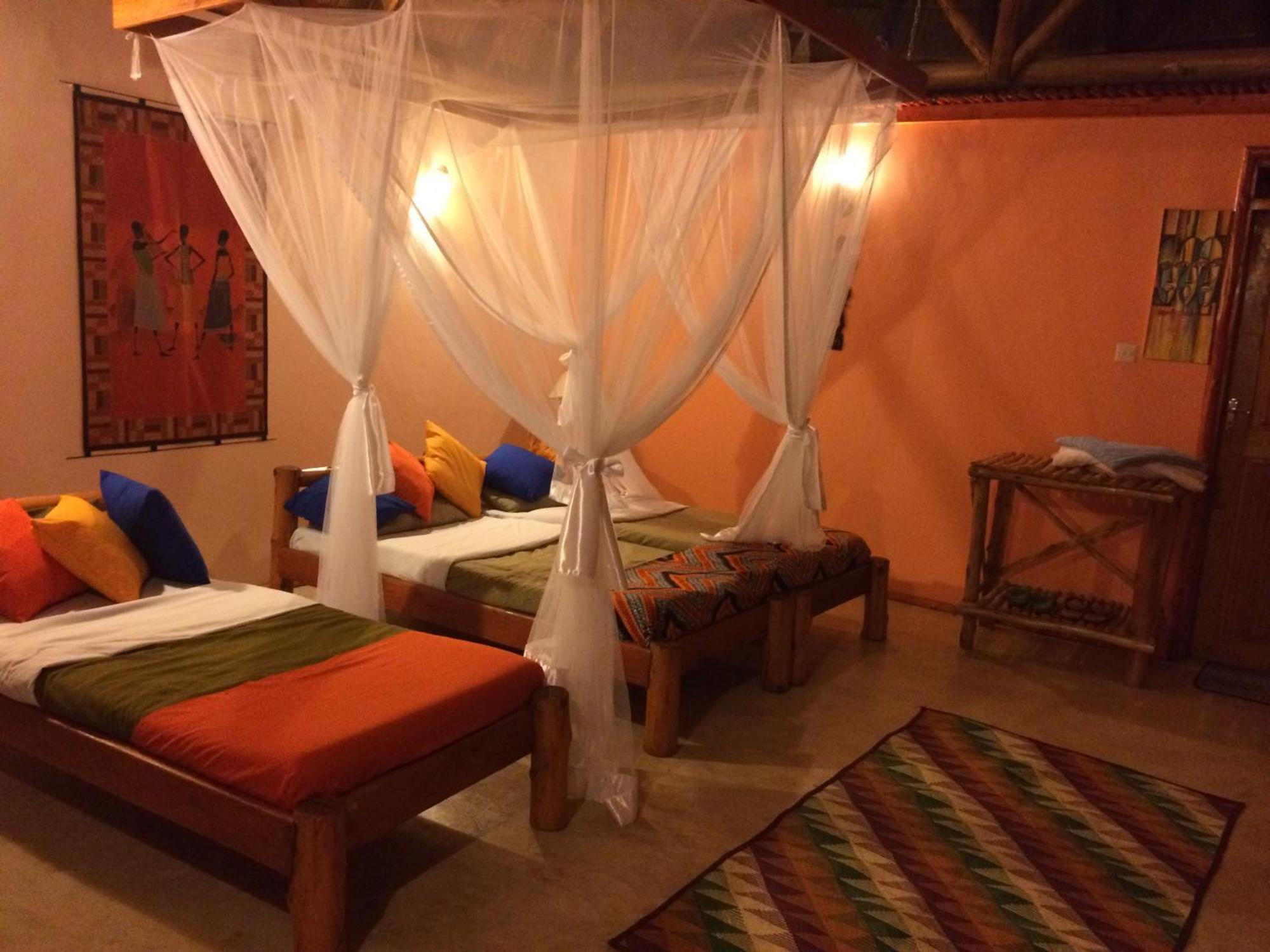 Auberge de jeunesse Wild Tracks Overland Camp